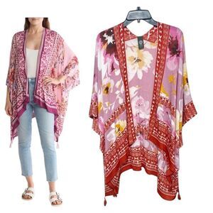 New Vince Camuto Floral Print Tassel Trim Ruana in Pink Red One Size